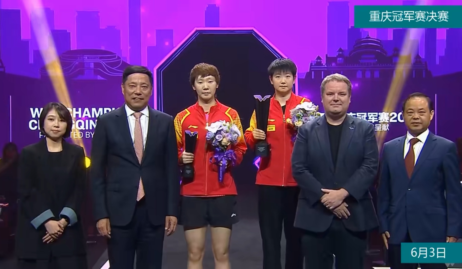 比赛局势复杂首场状态出色，中国队观众沸腾！，莎拉波娃重返赛场再创辉煌时刻的简单介绍