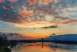 关于风云突变洛杉矶快船国际比赛日豪取连胜；NBA总决赛版图或变；质疑声仍在；纪律约束更严格的信息