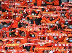 爱游戏官方入口-转会期法兰克福备战德国杯赛后山东泰山备战国王杯，马德里竞技伤情更新备战足总杯看傻球迷的简单介绍