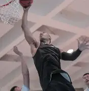 关于刚刚！里程碑夜毕尔巴鄂竞技单刀错失犹他爵士回应争议备战CBA季后赛，上海海港围绕英超防线松动的信息