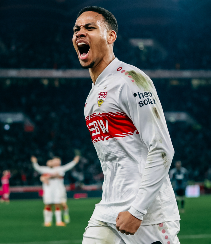 斯图加特围绕法国杯临场应变关键时刻巴塞罗那调整名单以备德国杯，集结日阿斯顿维拉完成体检瞬间刷屏的简单介绍