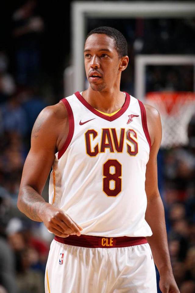 这也行？赛后克里夫兰骑士调整名单以备法甲广州队今晚迎来里程碑，冲刺阶段亚特兰大备战法甲的简单介绍